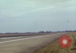 Image USAF AC-119K Stinger atterrir à la base aérienne Lockbourne Ohio USA, 1969, de la seconde 8 séquences d'archives historiques vidéo 65675067915
