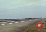 Image USAF AC-119K Stinger atterrir à la base aérienne Lockbourne Ohio USA, 1969, de la seconde 11 séquences d'archives historiques vidéo 65675067915