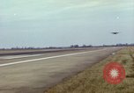 Image USAF AC-119K Stinger atterrir à la base aérienne Lockbourne Ohio USA, 1969, de la seconde 28 séquences d'archives historiques vidéo 65675067915