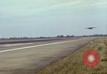 Image USAF AC-119K Stinger atterrir à la base aérienne Lockbourne Ohio USA, 1969, de la seconde 32 séquences d'archives historiques vidéo 65675067915