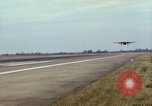 Image USAF AC-119K Stinger atterrir à la base aérienne Lockbourne Ohio USA, 1969, de la seconde 36 séquences d'archives historiques vidéo 65675067915
