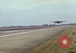 Image USAF AC-119K Stinger atterrir à la base aérienne Lockbourne Ohio USA, 1969, de la seconde 40 séquences d'archives historiques vidéo 65675067915