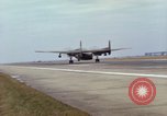 Image USAF AC-119K Stinger atterrir à la base aérienne Lockbourne Ohio USA, 1969, de la seconde 53 séquences d'archives historiques vidéo 65675067915