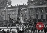 Image des soldats allemands Berlin Allemagne, 1914, de la seconde 16 séquences d'archives historiques vidéo 65675067916
