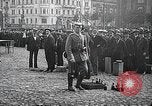 Image des soldats allemands Berlin Allemagne, 1914, de la seconde 24 séquences d'archives historiques vidéo 65675067916