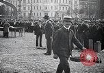 Image des soldats allemands Berlin Allemagne, 1914, de la seconde 26 séquences d'archives historiques vidéo 65675067916