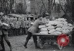 Image des soldats allemands Berlin Allemagne, 1914, de la seconde 41 séquences d'archives historiques vidéo 65675067916