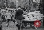 Image des soldats allemands Berlin Allemagne, 1914, de la seconde 50 séquences d'archives historiques vidéo 65675067916