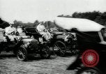 Immagine di Corsa in auto Connecticut USA, 1942, secondo 35 filmato di repertorio 65675067926