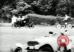 Immagine di Corsa in auto Connecticut USA, 1942, secondo 40 filmato di repertorio 65675067926