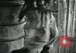 Immagine di Il trattamento umano dei prigionieri di guerra Il Vietnam, 1965, secondo 13 filmato di repertorio 65675067934