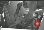 Immagine di Il trattamento umano dei prigionieri di guerra Il Vietnam, 1965, secondo 32 filmato di repertorio 65675067934