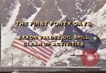 Immagine di Exxon Valdez fuoriuscite di olio Valdez Alaska USA, 1989, secondo 5 filmato di repertorio 65675067937