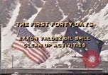 Immagine di Exxon Valdez fuoriuscite di olio Valdez Alaska USA, 1989, secondo 8 filmato di repertorio 65675067937