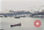 Immagine di Exxon Valdez fuoriuscite di olio Valdez Alaska USA, 1989, secondo 16 filmato di repertorio 65675067937