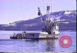 Standbild Exxon Valdez oil spill Valdez Alaska USA, 1989, aus Sekunde 26 historischem Filmmaterial Videoclip 65675067943