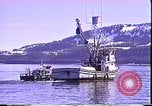 Standbild Exxon Valdez oil spill Valdez Alaska USA, 1989, aus Sekunde 28 historischem Filmmaterial Videoclip 65675067943