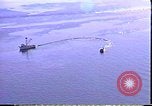 Standbild Exxon Valdez oil spill Valdez Alaska USA, 1989, aus Sekunde 30 historischem Filmmaterial Videoclip 65675067943
