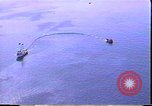 Standbild Exxon Valdez oil spill Valdez Alaska USA, 1989, aus Sekunde 40 historischem Filmmaterial Videoclip 65675067943