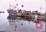 Standbild Exxon Valdez oil spill Valdez Alaska USA, 1989, aus Sekunde 54 historischem Filmmaterial Videoclip 65675067943