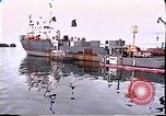 Standbild Exxon Valdez oil spill Valdez Alaska USA, 1989, aus Sekunde 55 historischem Filmmaterial Videoclip 65675067943