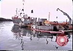 Standbild Exxon Valdez oil spill Valdez Alaska USA, 1989, aus Sekunde 59 historischem Filmmaterial Videoclip 65675067943