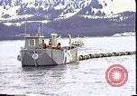 Standbild Exxon Valdez oil spill Valdez Alaska USA, 1989, aus Sekunde 36 historischem Filmmaterial Videoclip 65675067944