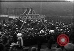 Image un grande piscine juste Royaume-Uni, 1915, de la seconde 3 séquences d'archives historiques vidéo 65675067969