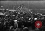 Image un grande piscine juste Royaume-Uni, 1915, de la seconde 4 séquences d'archives historiques vidéo 65675067969