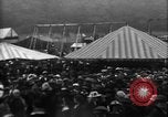 Image un grande piscine juste Royaume-Uni, 1915, de la seconde 17 séquences d'archives historiques vidéo 65675067969