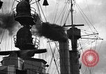 Immagine di SMS Emden uscire su un mondo crociera di formazione Wilhelmshaven Germania, 1926, secondo 22 filmato di repertorio 65675067970