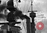 Immagine di SMS Emden uscire su un mondo crociera di formazione Wilhelmshaven Germania, 1926, secondo 25 filmato di repertorio 65675067970