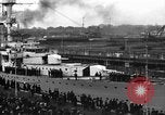 Immagine di SMS Emden uscire su un mondo crociera di formazione Wilhelmshaven Germania, 1926, secondo 33 filmato di repertorio 65675067970