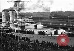 Immagine di SMS Emden uscire su un mondo crociera di formazione Wilhelmshaven Germania, 1926, secondo 37 filmato di repertorio 65675067970