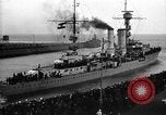 Immagine di SMS Emden uscire su un mondo crociera di formazione Wilhelmshaven Germania, 1926, secondo 46 filmato di repertorio 65675067970