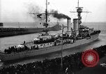Immagine di SMS Emden uscire su un mondo crociera di formazione Wilhelmshaven Germania, 1926, secondo 47 filmato di repertorio 65675067970