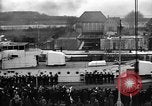 Immagine di SMS Emden uscire su un mondo crociera di formazione Wilhelmshaven Germania, 1926, secondo 59 filmato di repertorio 65675067970