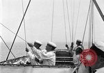 Standbild deutscher Segler Mittelmeer, 1918, aus Sekunde 22 historischem Filmmaterial Videoclip 65675067978
