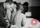 Standbild Wasserstoffbombe und Atombombe Strahlenwirkungen United States USA, 1954, aus Sekunde 39 historischem Filmmaterial Videoclip 65675067981