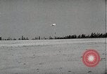 Standbild automatische Schleudersitz New Jersey United States USA, 1954, aus Sekunde 40 historischem Filmmaterial Videoclip 65675067982