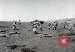 Standbild Mount Suribachi Iwo Jima, 1954, aus Sekunde 27 historischem Filmmaterial Videoclip 65675067985