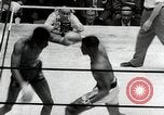 Standbild goldene Handschuhe Inter-City New York United States USA, 1954, aus Sekunde 18 historischem Filmmaterial Videoclip 65675067986