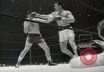 Standbild goldene Handschuhe Inter-City New York United States USA, 1954, aus Sekunde 41 historischem Filmmaterial Videoclip 65675067986