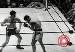 Standbild goldene Handschuhe Inter-City New York United States USA, 1954, aus Sekunde 58 historischem Filmmaterial Videoclip 65675067986