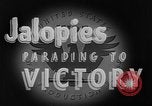 Standbild Jalopies Parade Decatur Illinois USA, 1943, aus Sekunde 5 historischem Filmmaterial Videoclip 65675067989