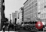 Standbild Jalopies Parade Decatur Illinois USA, 1943, aus Sekunde 35 historischem Filmmaterial Videoclip 65675067989