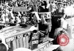 Standbild Schrott Jalopy Parade in Zweiten Weltkrieg Decatur Illinois USA, 1943, aus Sekunde 7 historischem Filmmaterial Videoclip 65675067990