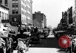 Standbild Schrott Jalopy Parade in Zweiten Weltkrieg Decatur Illinois USA, 1943, aus Sekunde 11 historischem Filmmaterial Videoclip 65675067990