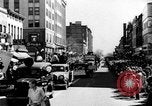 Standbild Schrott Jalopy Parade in Zweiten Weltkrieg Decatur Illinois USA, 1943, aus Sekunde 17 historischem Filmmaterial Videoclip 65675067990