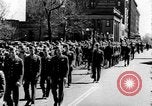 Standbild Schrott Jalopy Parade in Zweiten Weltkrieg Decatur Illinois USA, 1943, aus Sekunde 24 historischem Filmmaterial Videoclip 65675067990